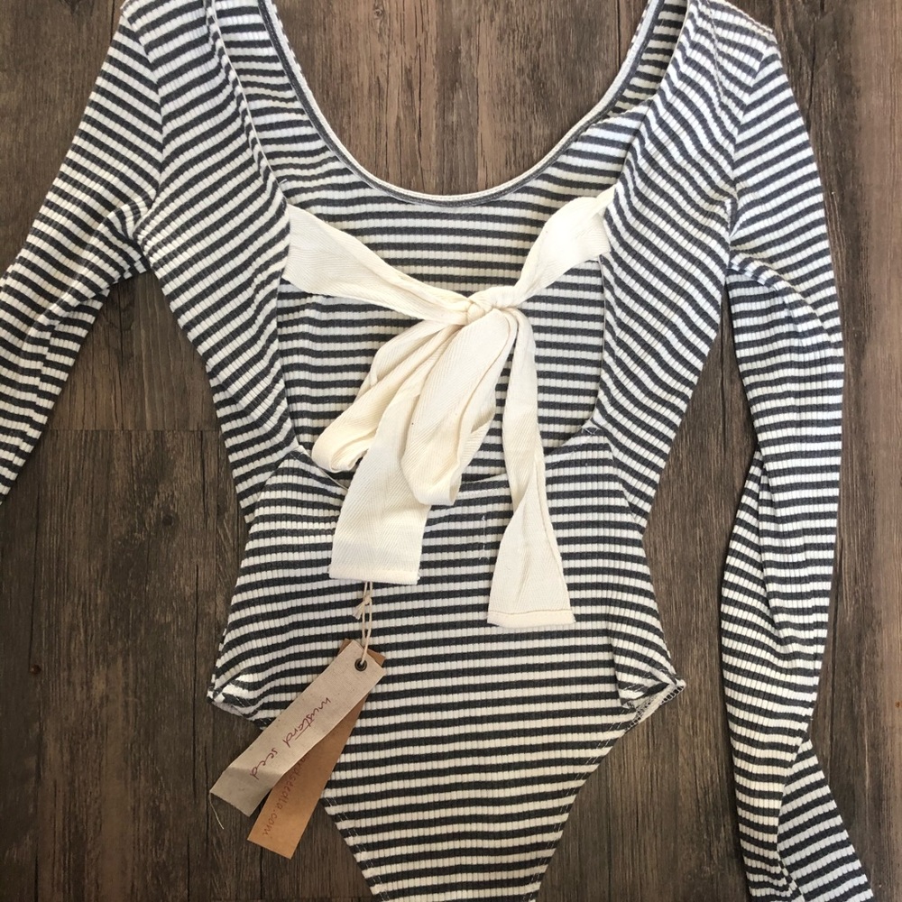 💋Open Back Bodysuit